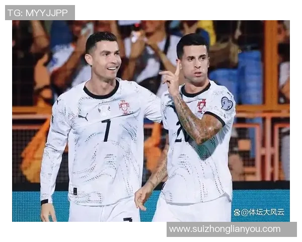 坎塞洛在足球界的崛起与挑战：从天才少年到顶级后卫的成长之路