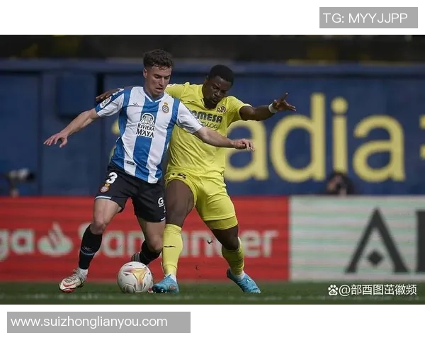 岐阜足球队迎战横滨FC展现激情对决的精彩瞬间