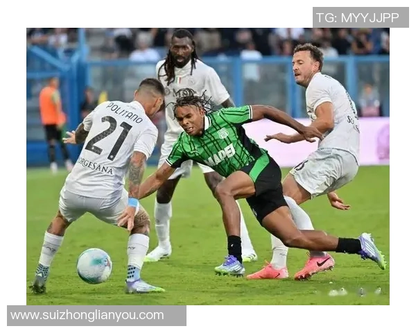 意甲焦点战萨索洛主场迎战都灵期待精彩对决与激烈竞争