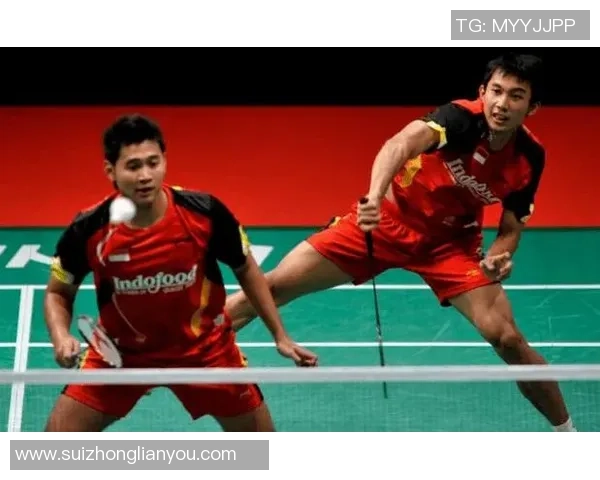 南京羽毛球队配合问题引发热议球员间默契与战术调整成焦点